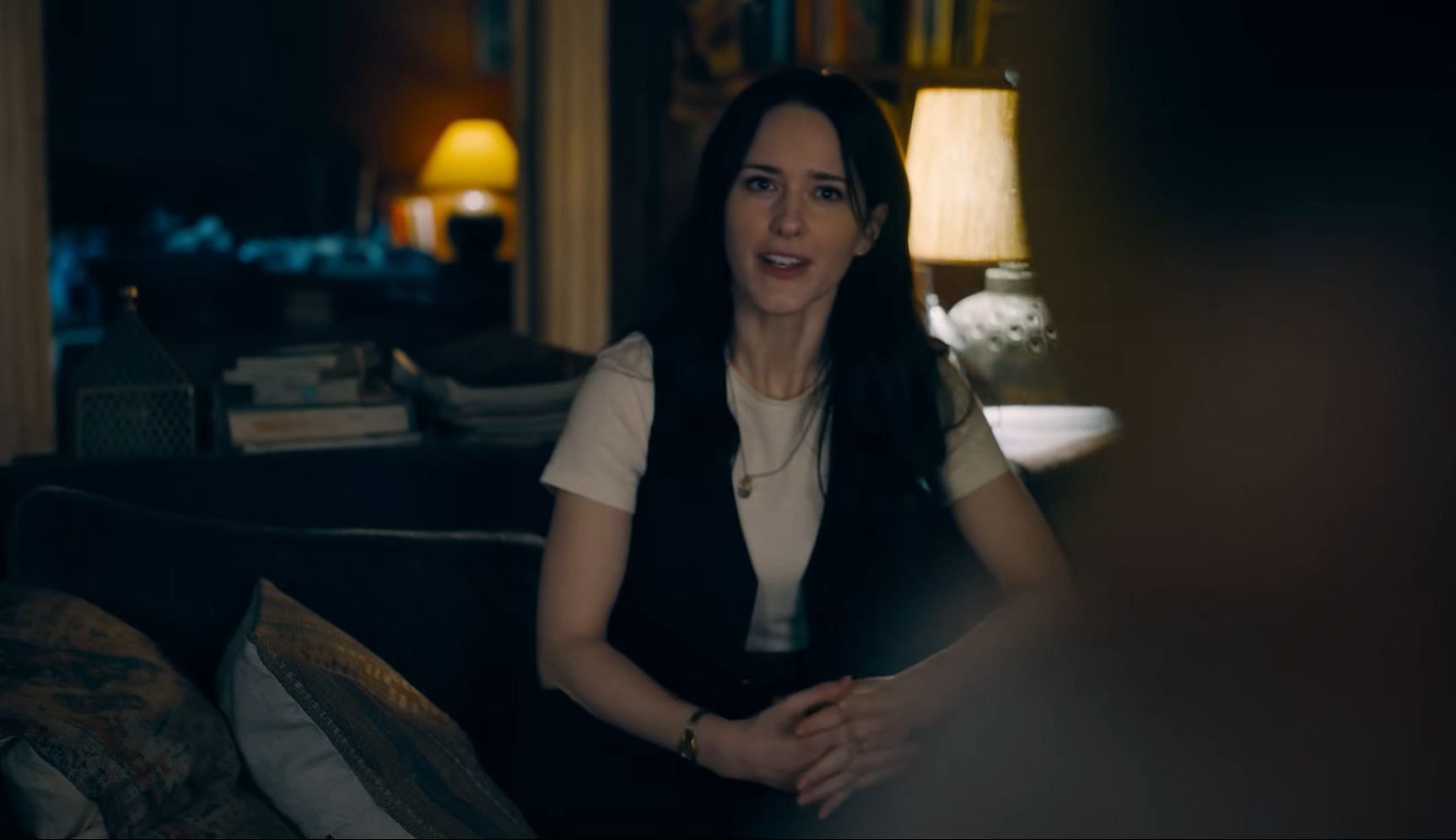Rachel Brosnahan plays Lois Lane (Image via Warner Bros.)